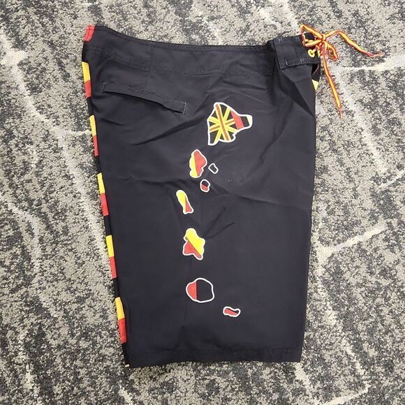 Wailoa Hawaiian Board Shorts 16 - Picture 5 of 7